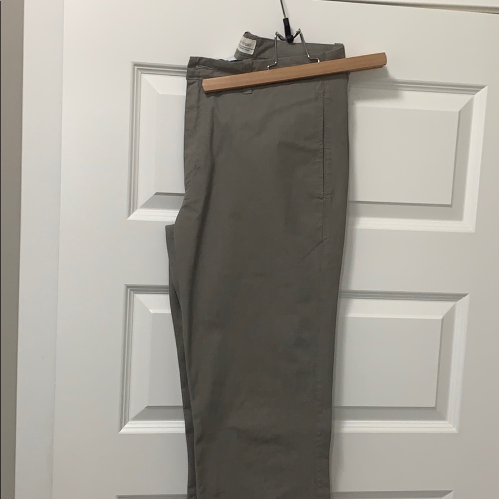 Men’s Gap Original Khaki - Flat Front Pant